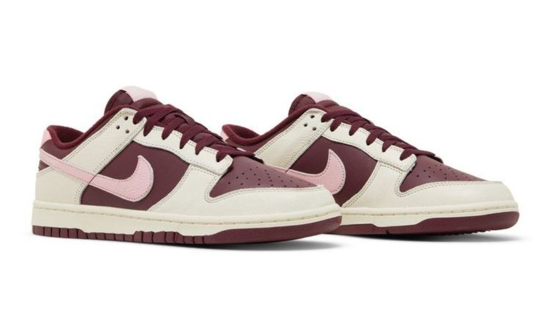 Nike Dunk Low 'Valentine's Day'