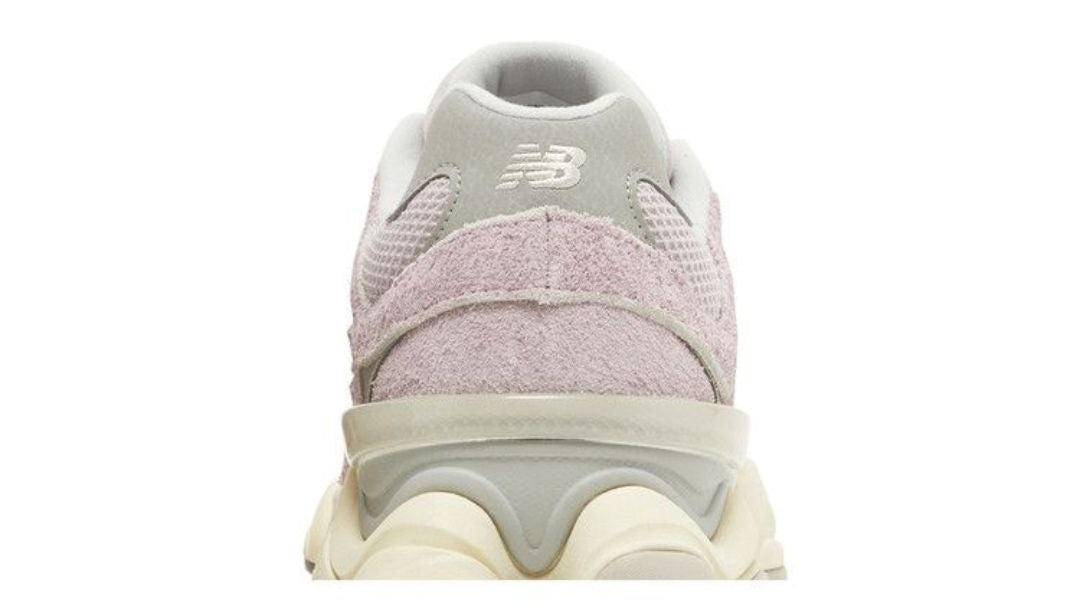 New Balance 9060 'December Sky'