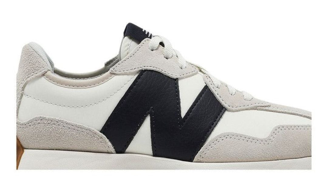 New Balance 327 'Moonbeam Outerspace'