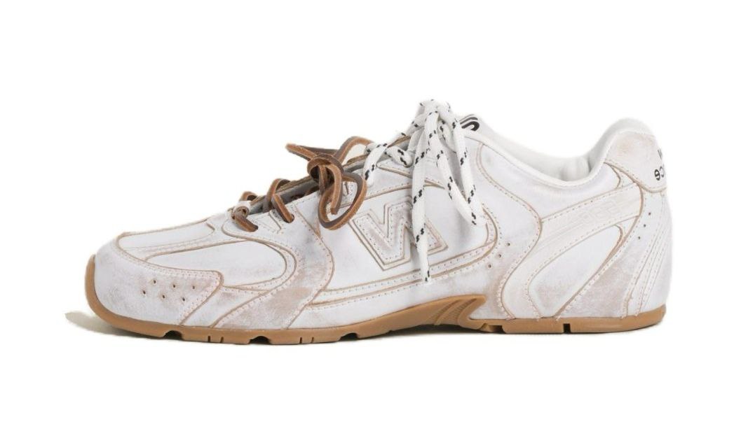 New Balance × miu miu 'White Gum'