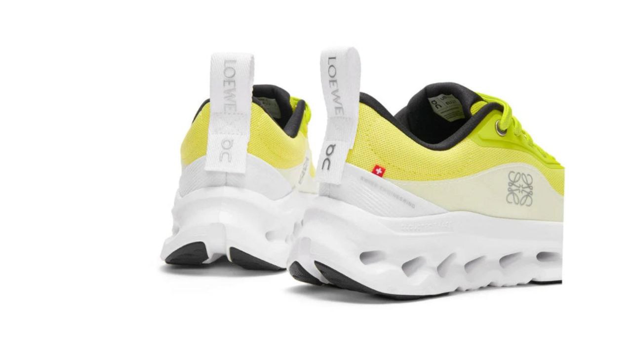 On Cloudtilt 2 'Neon Yellow/White'