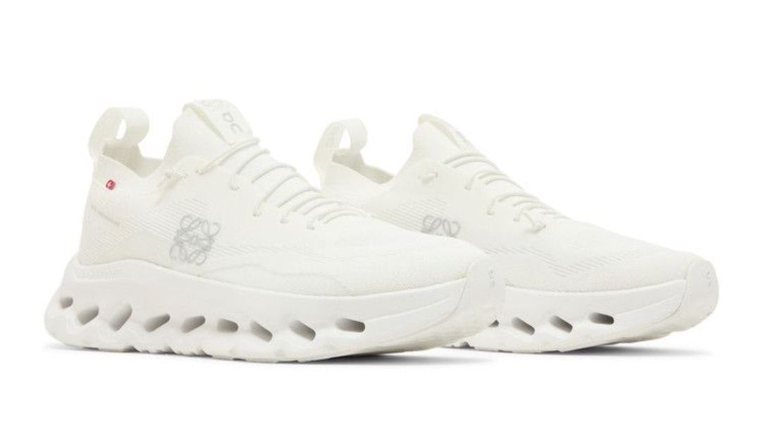 On Cloudtilt × Loewe 'All White'