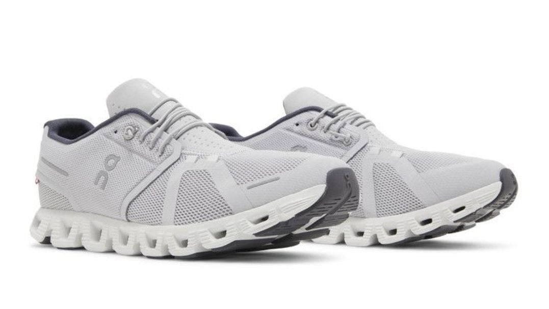 On Cloud 5 'Glacier White'