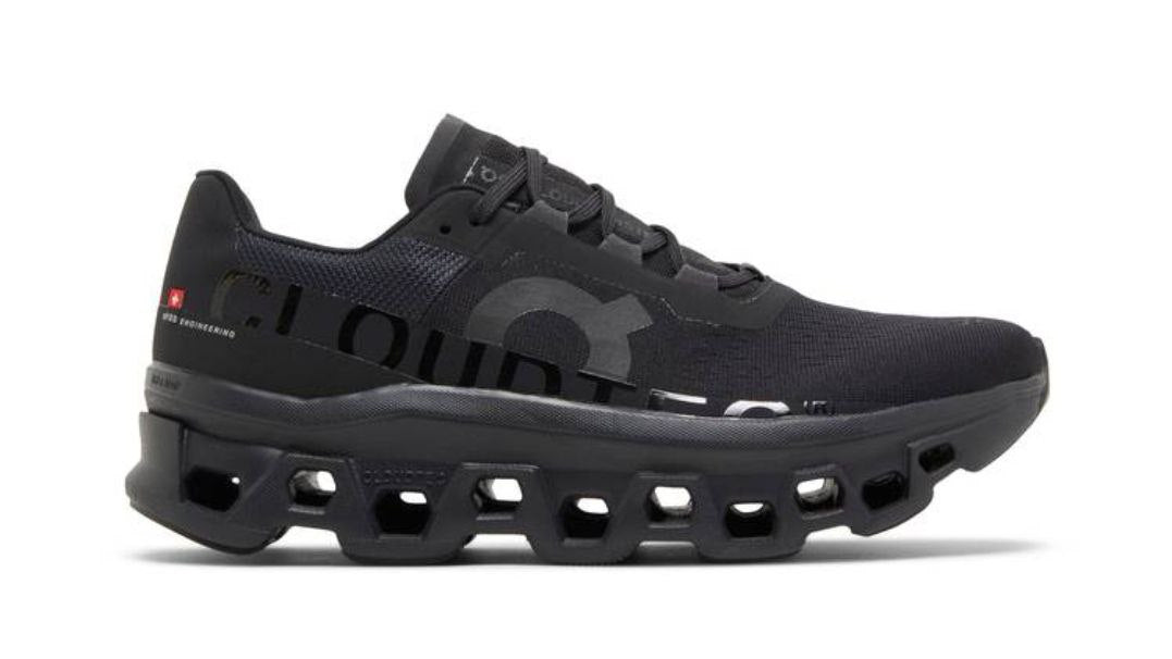 On Cloudmonster 'Black'