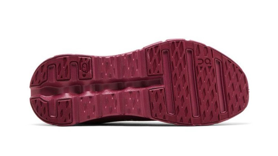On Cloudtilt 'Beet Red'