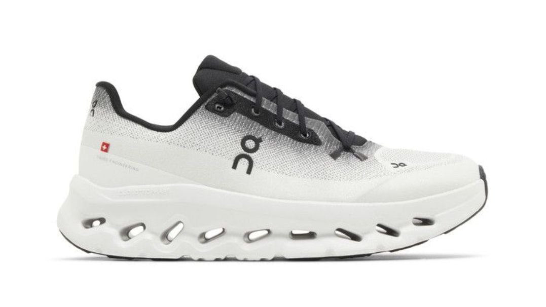 On Cloudtilt 'Black Ivory'
