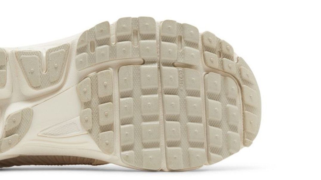 Air Zoom Vomero 5 'Pale Ivory Sanddrift'