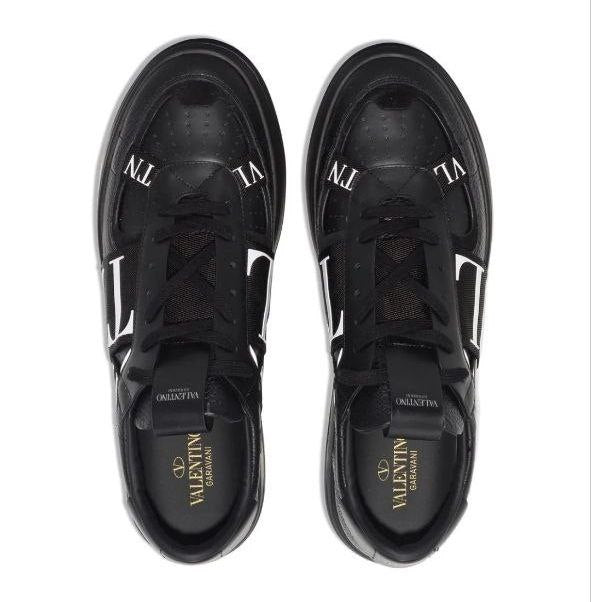 Valention Garavani 'Balck Reflective'
