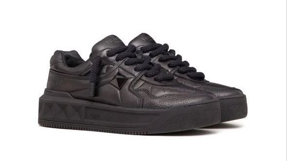 Valention Garavani One std 'Balck'