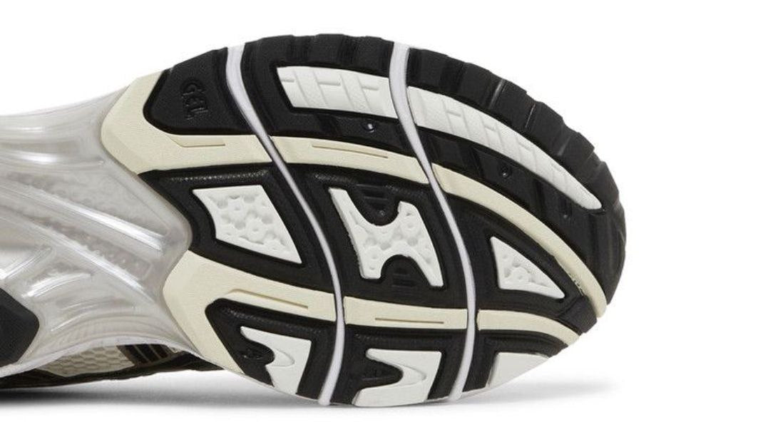 Asics Kayano 14 'Silver Cream'