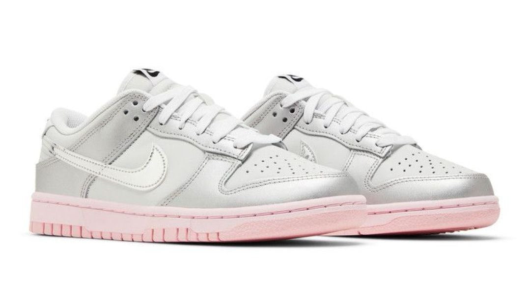 Nike Dunk Low LX 'Photon Dust Pink Foam'