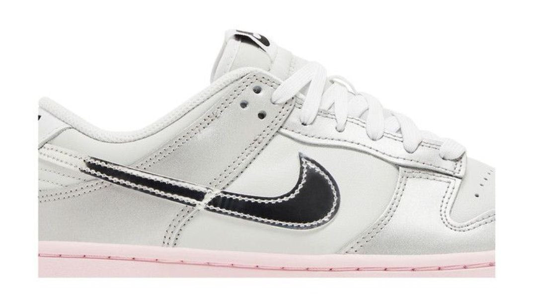 Nike Dunk Low LX 'Photon Dust Pink Foam'