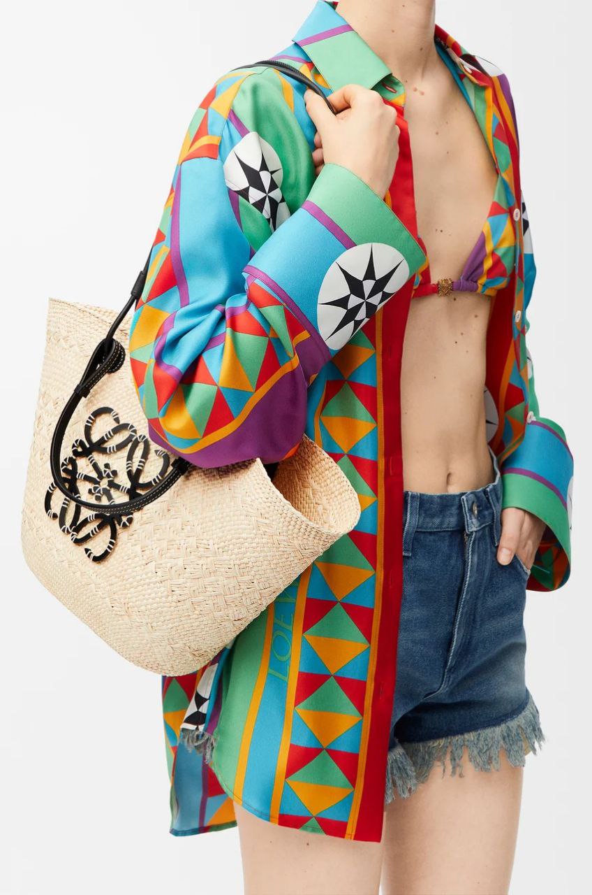 Medium Anagram Basket bag in iraca palm and calfskin