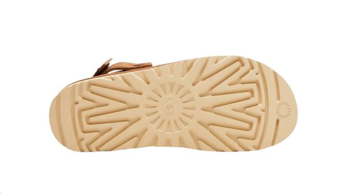 UGG Goldenstar Clog 'Chestnut'