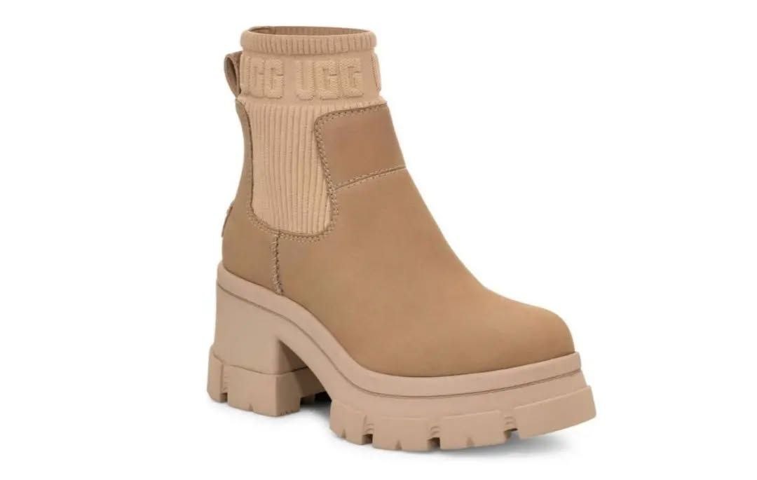 UGG Brooklyn Chelsea Boot 'Mustard Seed'