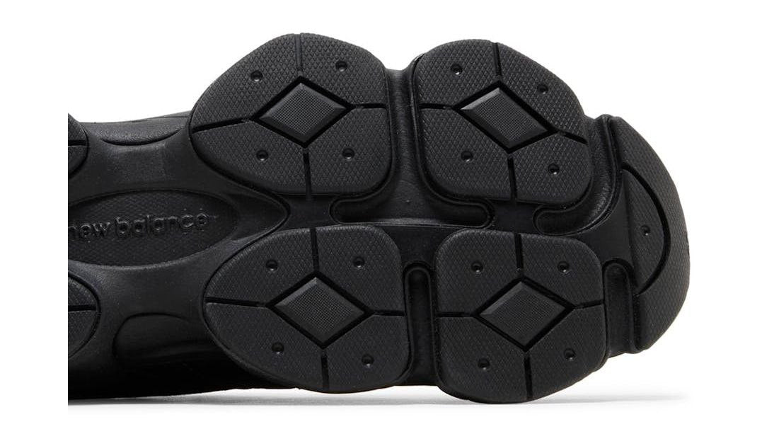 New Balance 9060 'Triple Black'