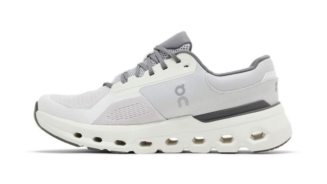 On Cloudrunner 2 'Frost White'