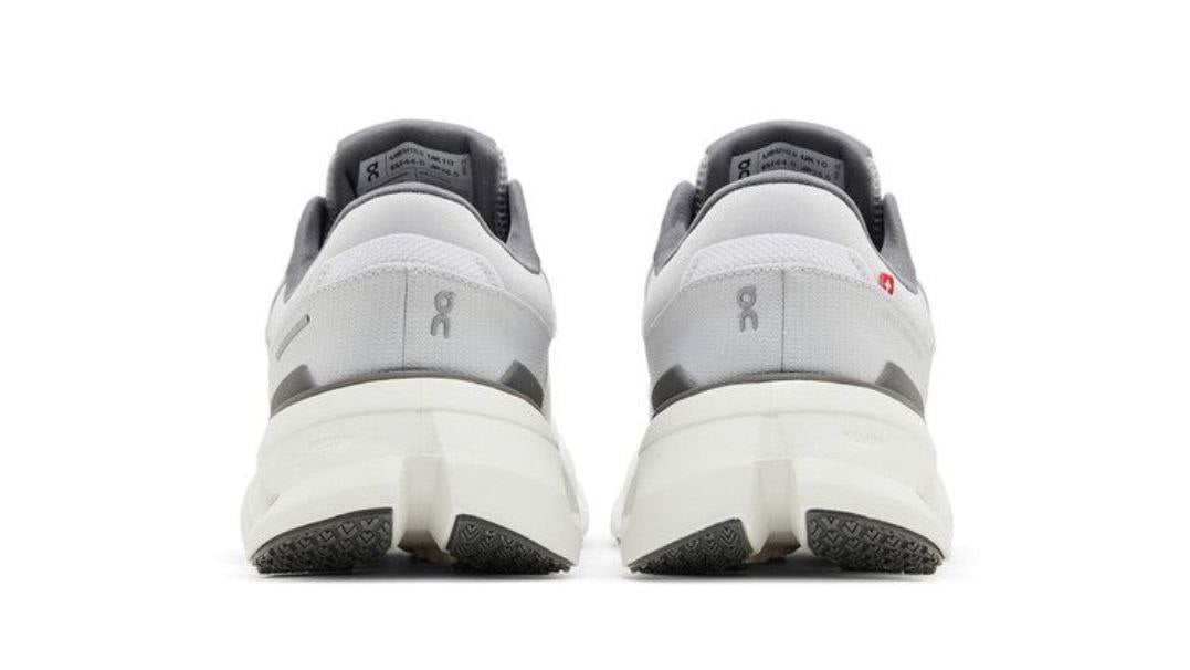 On Cloudrunner 2 'Frost White'