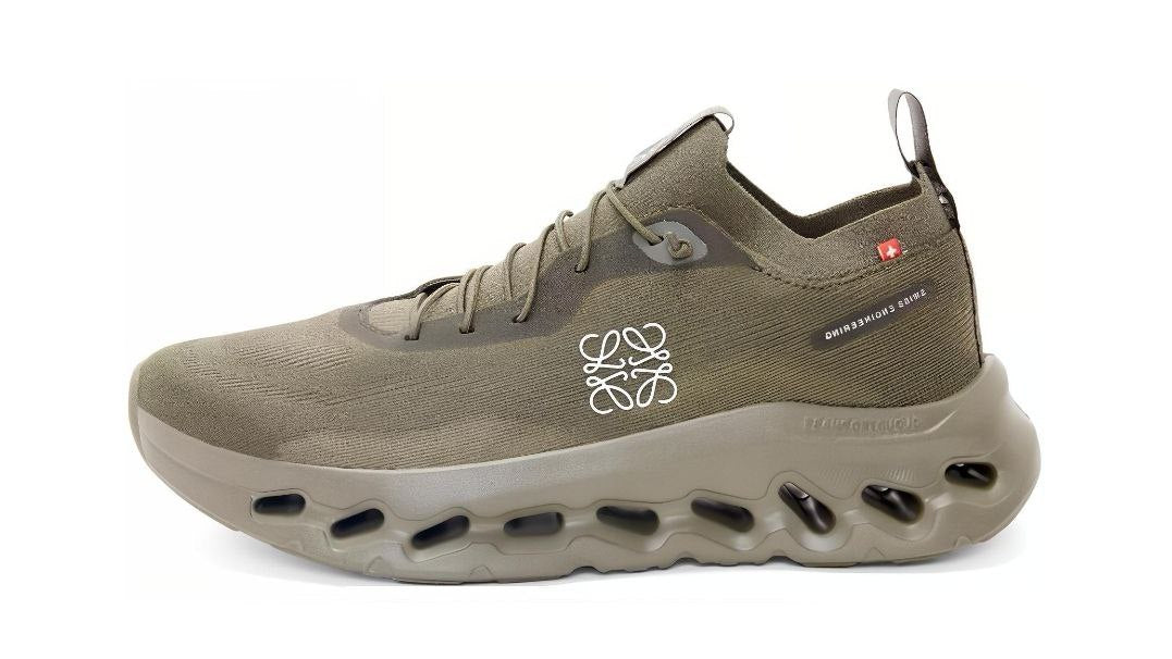 On Cloudtilt 'Khaki'