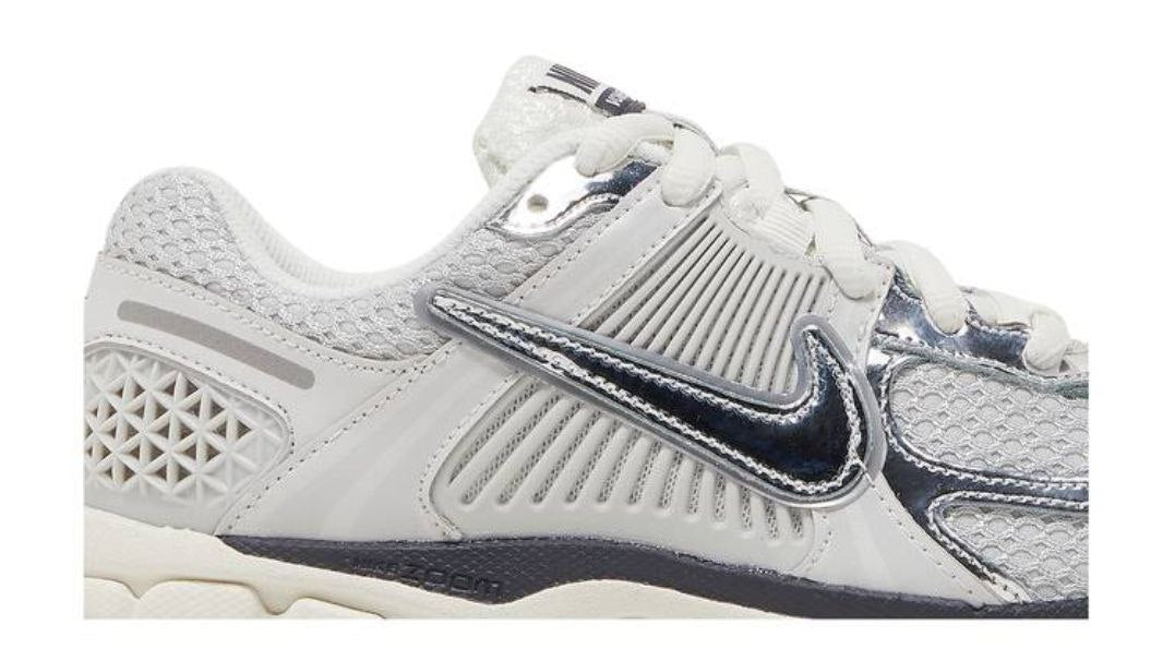 Air Zoom Vomero 5 'Photon Dust Metallic Silver'