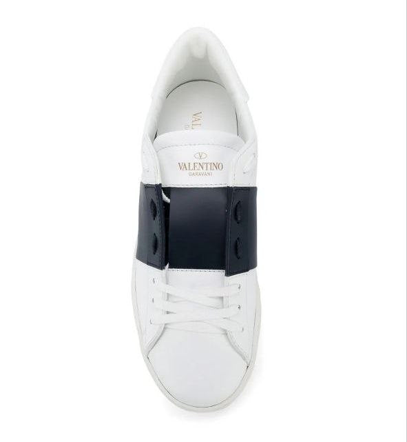 Valention Garavani 'White Balck'