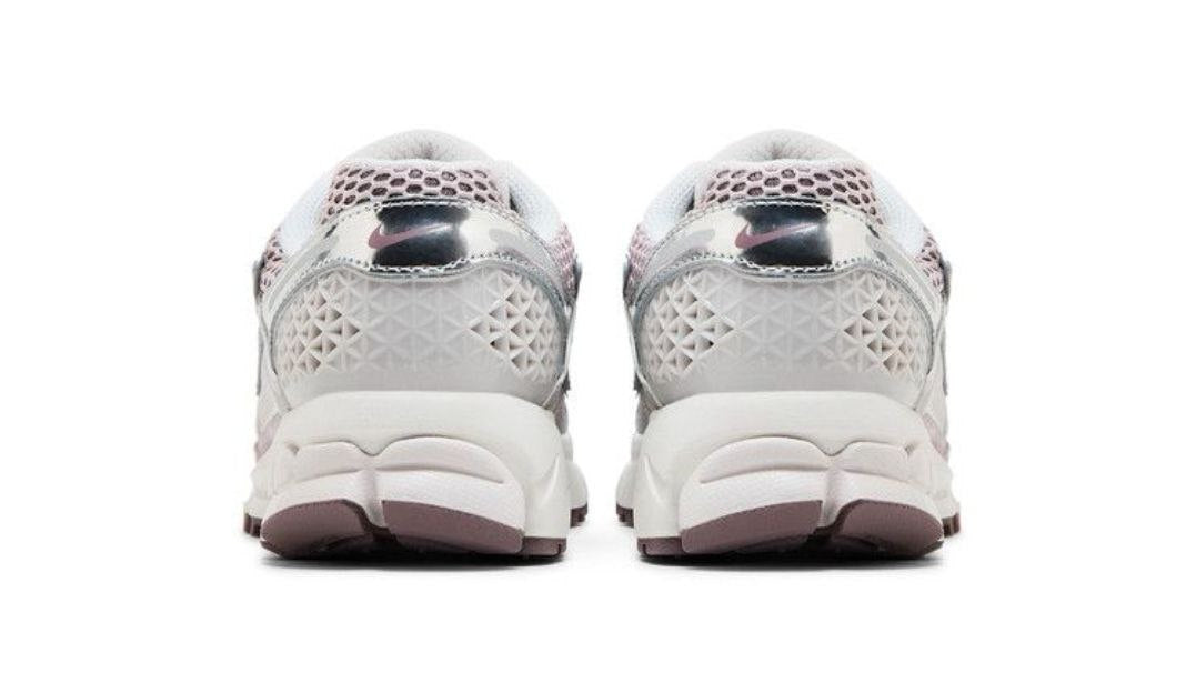 Air Zoom Vomero 5 'Chrome Platinum Violet'