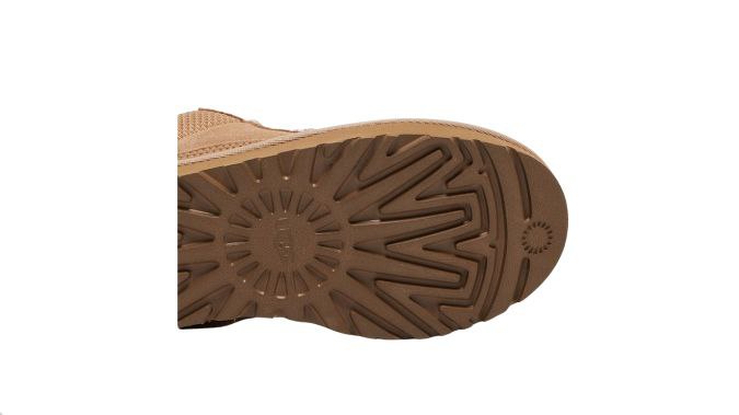 UGG Lowmel 'Sand'