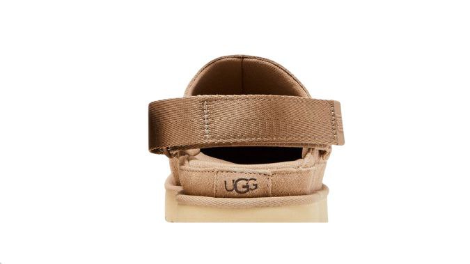 UGG Goldenstar Clog 'Sand'