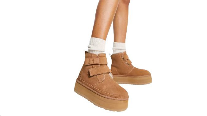 UGG Platform Chukka 'Chestnut'