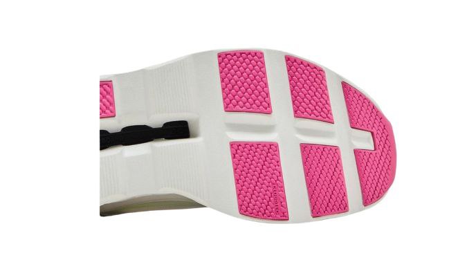 On Cloudmonster 'White Limo'