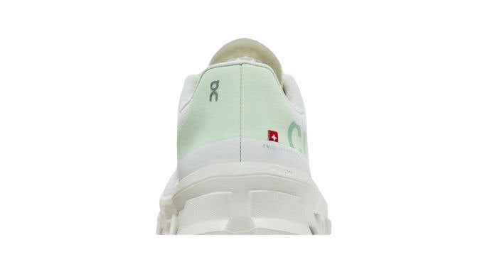 On Cloudmonster 'White Limo'